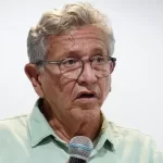 Prefeito de Camaçari (PT-BA), Luiz Caetano, vê cenário político da Bahia favorável para 2026 e critica oposição