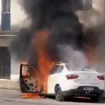 Labaredas na manhã: carro pega fogo em Pau Amarelo (PE) causa alerta no Litoral Norte