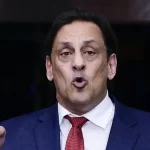 Justiça do DF condena Frederick Wassef por injúria racial contra funcionária de pizzaria