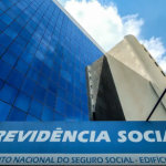Prazo estendido para R$ 2,5 bilhões em descontos indevidos do INSS: milhões têm até 2026 para reaver valores