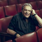 Dennis Carvalho, ícone da direção na TV Globo, morre aos 78 anos no Rio