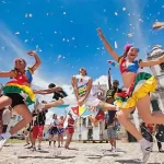 Recife ferve no frevo: a batida que há 118 anos define o pulso de um povo