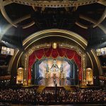 O Brasil sob os holofotes e o duelo de gigantes na 98ª noite do Oscar