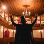 Bananeiras recebe exibição gratuita do longa “Outono em Gothan City” neste sábado