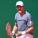João Fonseca despacha italiano Matteo Berrettini e desafia a elite em Monte Carlo