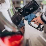 Governo Lula aciona subsídio bilionário para conter alta da gasolina nas refinarias da Petrobras