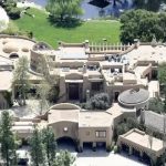 O príncipe Smith de Calabasas e seu microestado de 42 milhões de dólares