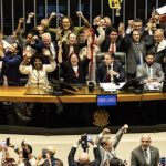 Fim da escala 6×1: Câmara aprova redução de jornada e mira modernização do mercado de trabalho