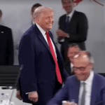 Atraso, ironia e o fantasma de uma guerra: o compasso de Trump no G7