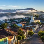 O refúgio gelado da Bahia: onde o café de classe mundial encontra o inverno rigoroso