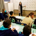 Salário dos professores da educação básica ganha blindagem contra a inflação e novo piso de R$ 5.130