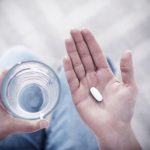 Nova arma contra o câncer de mama: Anvisa aprova medicamento oral inédito para mutação específica