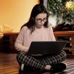 Inclusão digital: FGV zera custo de cursos em tecnologia e estratégia para impulsionar carreiras