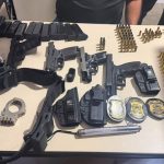 Falsos policiais com registro de CAC são presos após deixarem dois feridos em Lauro de Freitas (BA)