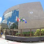 Réu por tentativa de homicídio compra casa em frente à do juiz e TJ/AL avaliará pedido de prisão