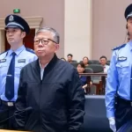 O preço mais alto da corrupção: China pune ex-diretor com pena de morte por desvios bilionários