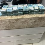 Mala com R$ 1,3 milhão em dinheiro vivo é interceptada na Bahia a caminho de Maceió